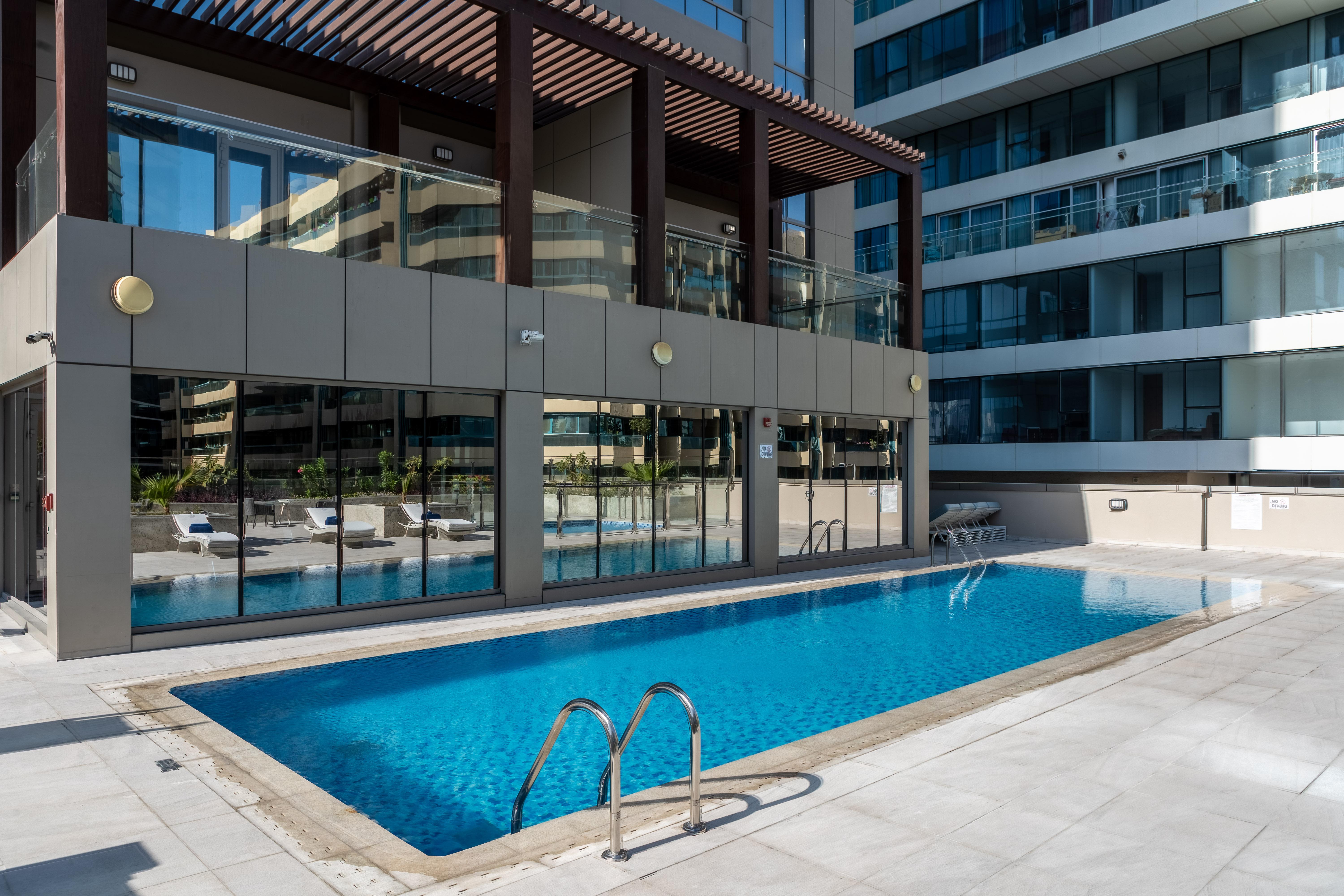 Suha Mina Rashid Hotel Apartments Dubái Exterior foto
