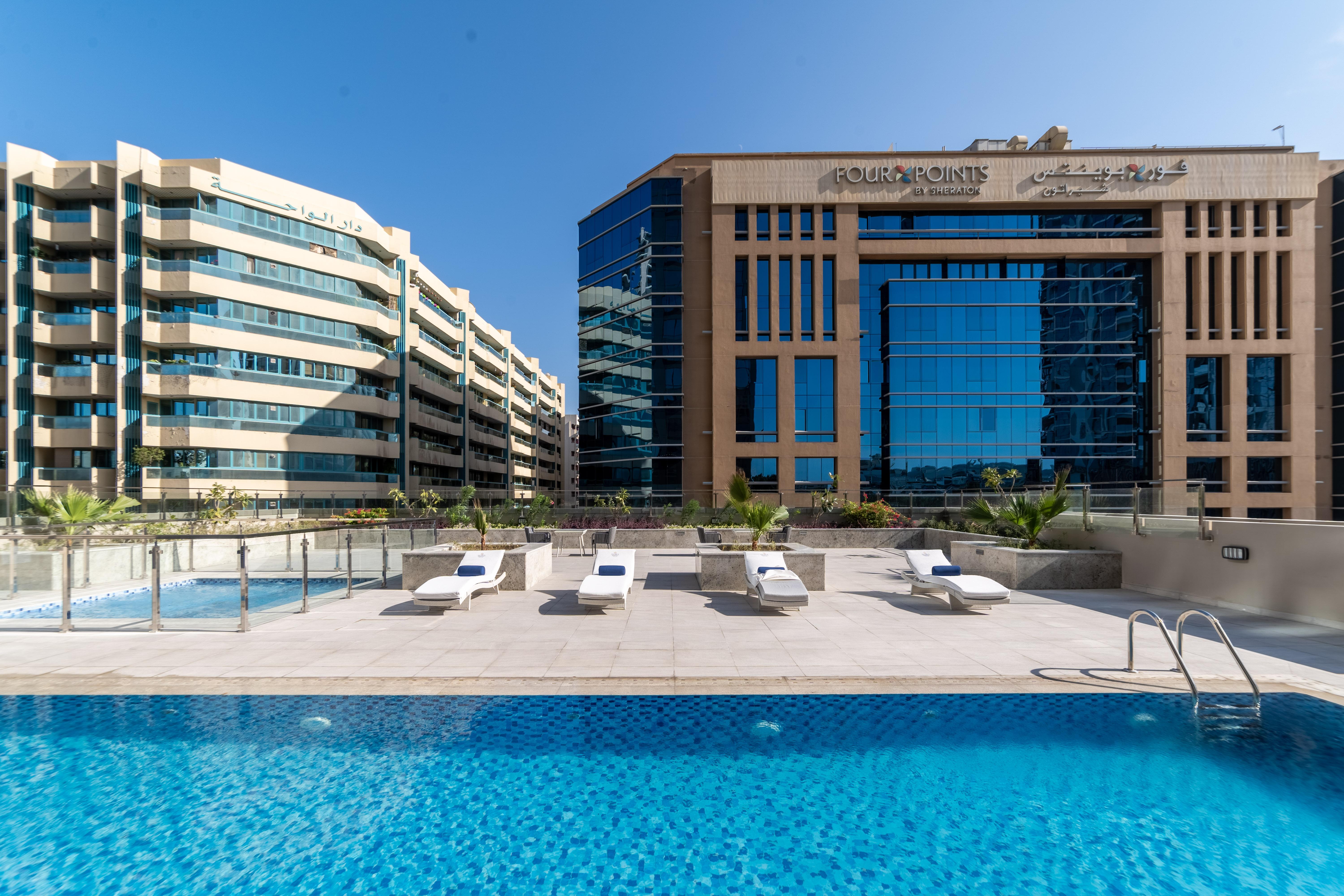 Suha Mina Rashid Hotel Apartments Dubái Exterior foto